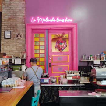 La Malinche Coffee & Tea House - Coffee & Tea Near Me - Chicago, Illinois