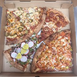 Rayo’s Pizza - Pizza by the slice.