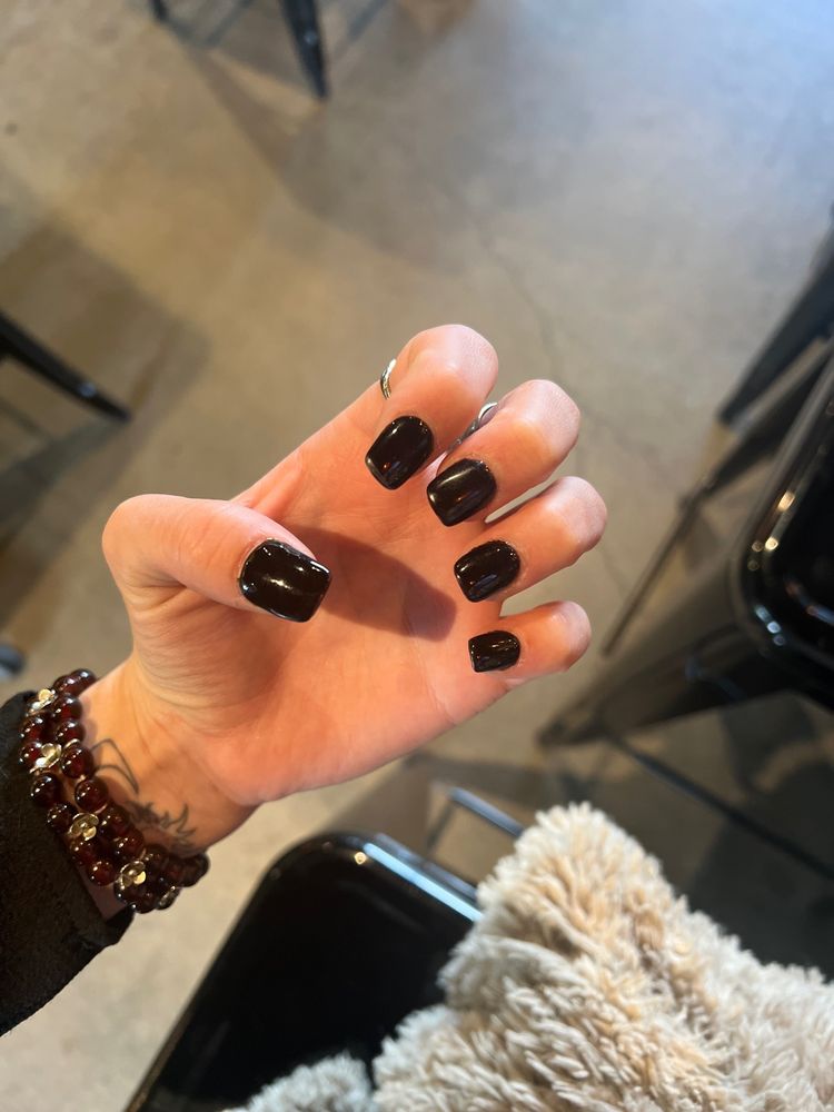 FOXY NAILS 11 Updated September 2024 2737 Henry St, Muskegon