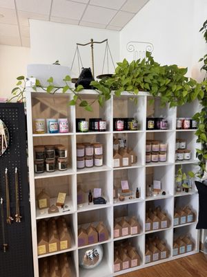 HausWitch Home + Healing by null