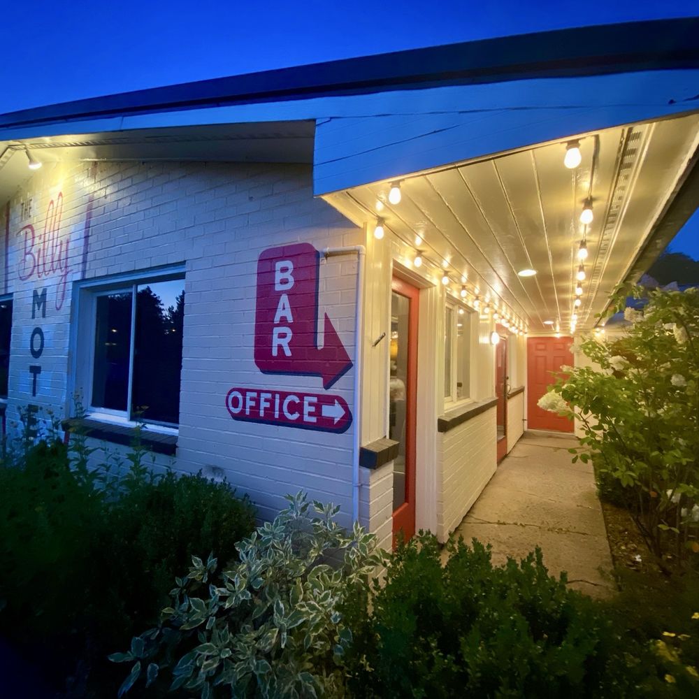 ISH Kitchen - From the outside it looks like a regular Motel - Asian Fusion Near Me - Davis, West Virginia ISH Kitchen - From the outside it looks like a regular Motel - Asian Fusion Near Me - Davis, West Virginia