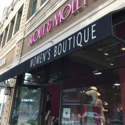 Scout & Molly's Boutique - Outside