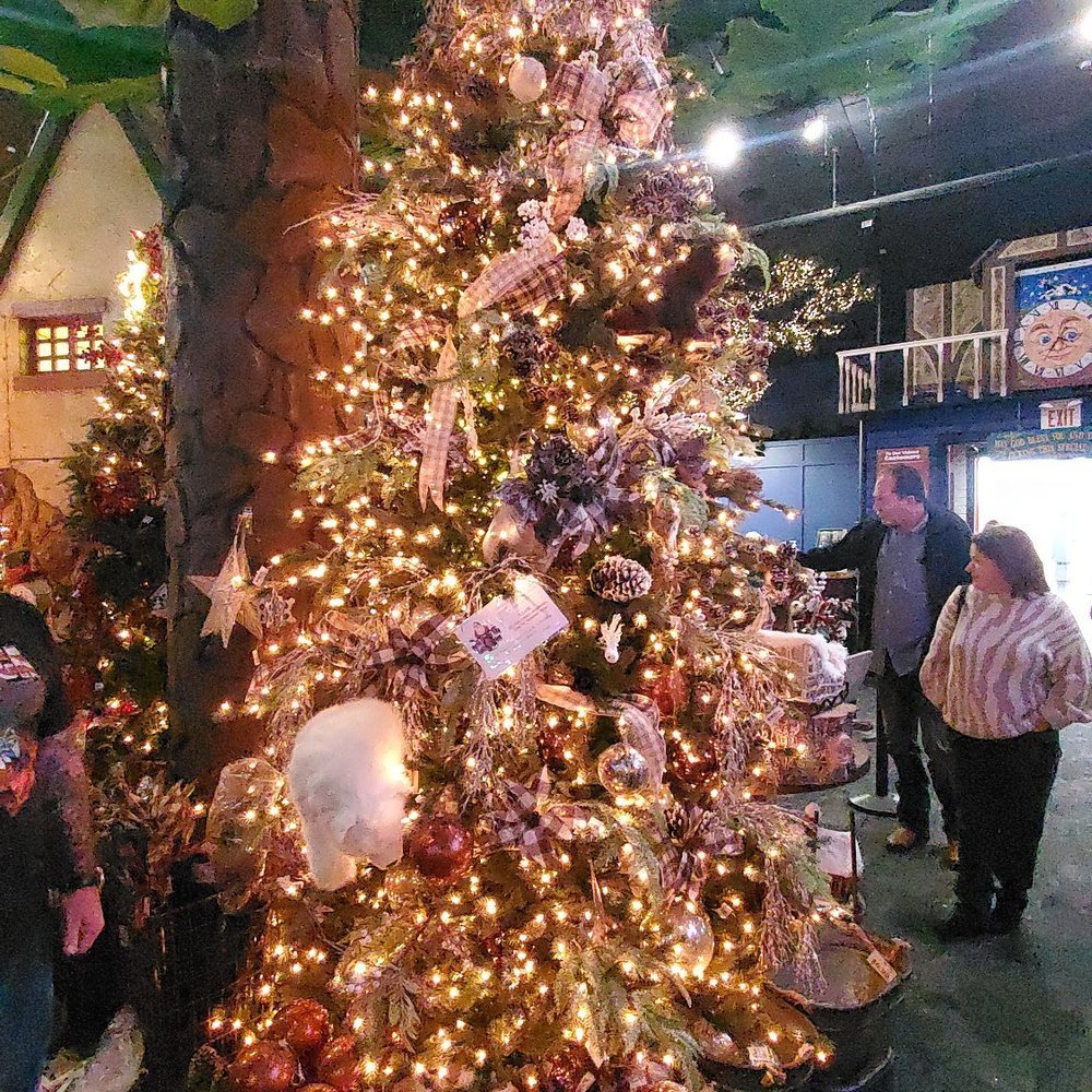 North Pole City - Gift Shops Near Me - Oklahoma City, Oklahoma North Pole City - Gift Shops Near Me - Oklahoma City, Oklahoma