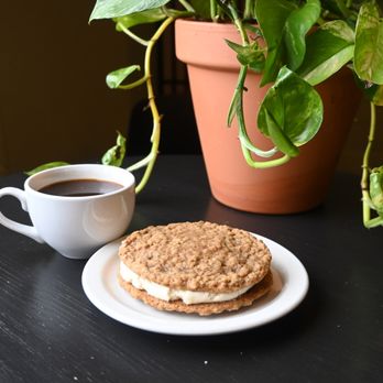 Savor - Oatmeal cream pies - Breakfast & Brunch Near Me - Chesapeake, Virginia Savor - Oatmeal cream pies - Breakfast & Brunch Near Me - Chesapeake, Virginia