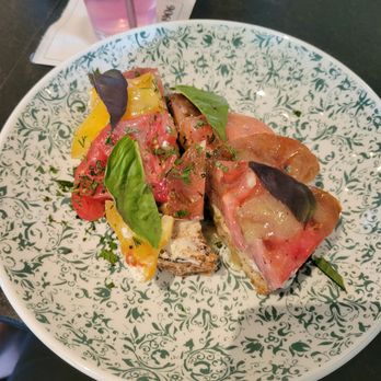 1906 Fine Dining - Tomato tartine - New American Near Me - Kennett Square, Pennsylvania