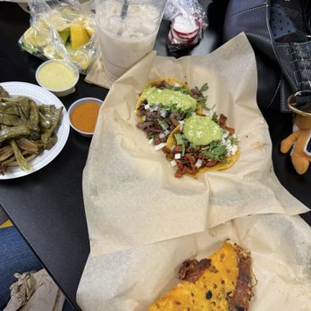 El Rey Tacos Y Mariscos - Mexican Near Me - Corona, California El Rey Tacos Y Mariscos - Mexican Near Me - Corona, California