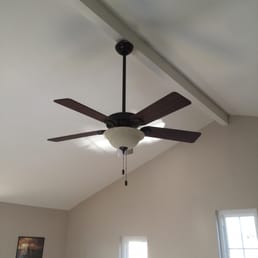 Ceiling fan with down rod Ceiling fan with down rod