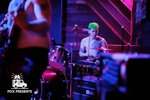 Kenton Club by null