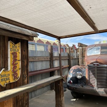 Joshua Tree Saloon - Outdoor area - Dive Bars Near Me - Joshua Tree, California
