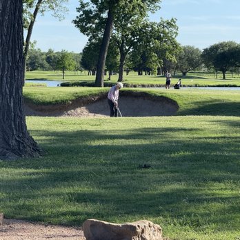 Keeton Park Golf Course - Golf Near Me - Dallas, Texas