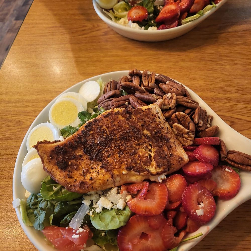 Strawberry Salmon Salad Strawberry Salmon Salad