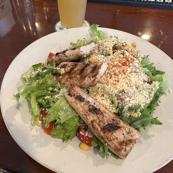 Marker 21 - Southwest corn salad with mahi-mahi - New American Near Me - Wolfeboro, New Hampshire