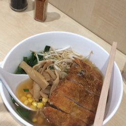 Ramen Shop - Ramen porc avec bouillon soja.