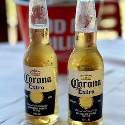 The Boiling Pot - A cold Corona is hard to beat.