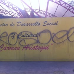 CASA DE CULTURA CARMEN ARISTEGUI - Que le den una pintadita porque así se ve abandonado