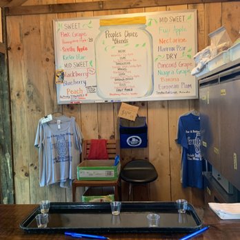 Fruitshine Wine - Wine flavors and the other side of the tasting area. - Wineries Near Me - Monticello, Indiana