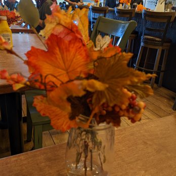 Cafe Americana 2 - Nice touches of fall decor - Breakfast & Brunch Near Me - Kennett Square, Pennsylvania Cafe Americana 2 - Nice touches of fall decor - Breakfast & Brunch Near Me - Kennett Square, Pennsylvania