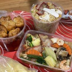 Sun Chung Cafe - Combination chow mein, sweet-and-sour pork & special fried rice