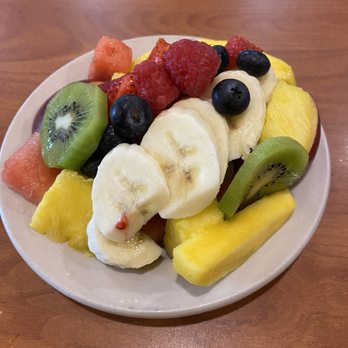 Sound Bites Cafe - Side of Fruit Bowl - Breakfast & Brunch Near Me - Somerville, Massachusetts