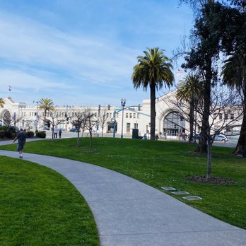 Sue Bierman Park - Inside. - Parks Near Me - San Francisco, California Sue Bierman Park - Inside. - Parks Near Me - San Francisco, California