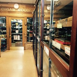 Everett Cigar & Tobacco