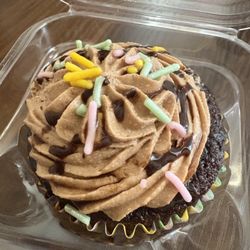 Lolli’s Velvet Whisk