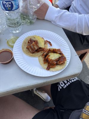 Leo's Tacos Truck by null