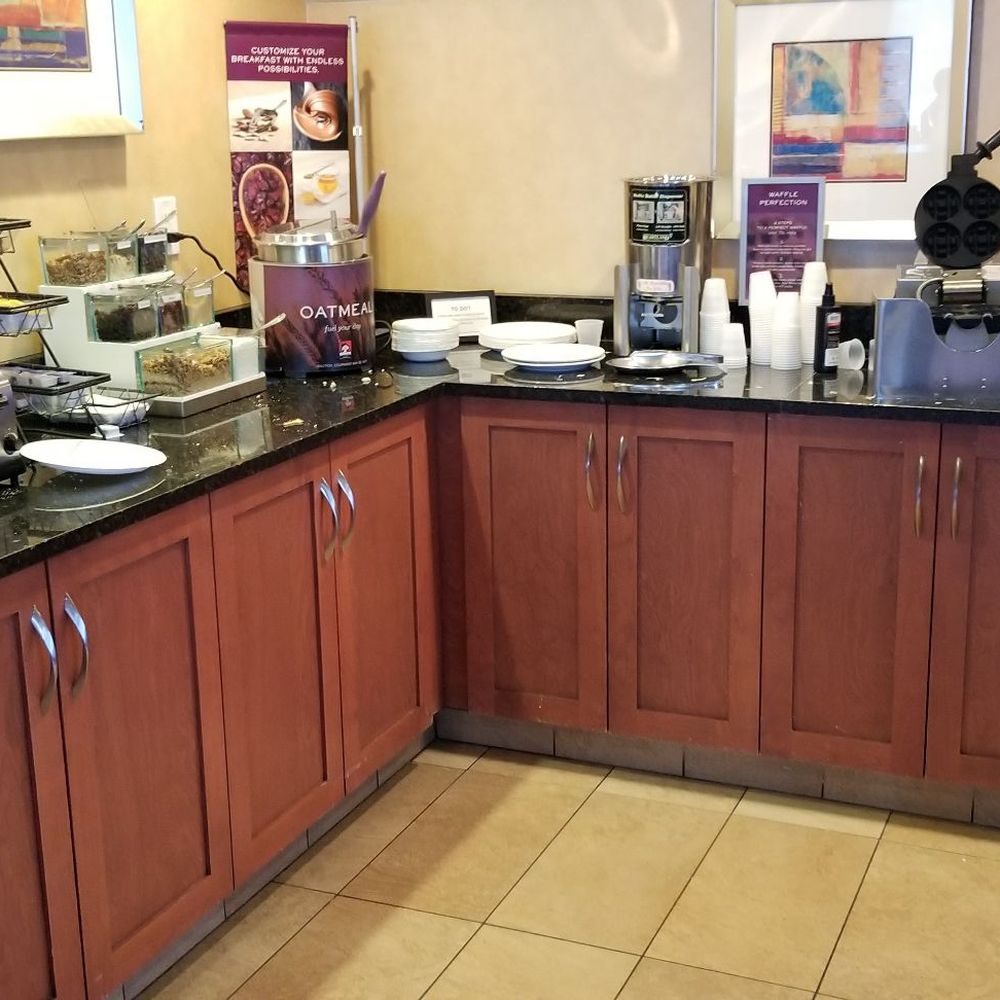Residence Inn Phoenix - Make waffles and toast - Hotels Near Me - Phoenix, Arizona Residence Inn Phoenix - Make waffles and toast - Hotels Near Me - Phoenix, Arizona
