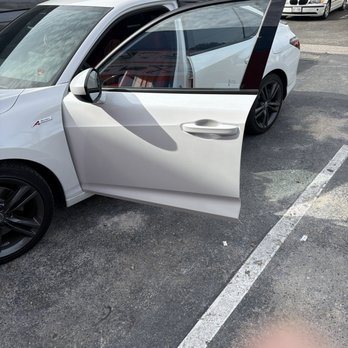 24/7 Windshield Repair - Windshield Installation & Repair Near Me - Huntington Beach, California