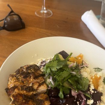 Lido Bayside Grill - Beet salad with blackened chicken. - Mediterranean Near Me - Miami Beach, Florida Lido Bayside Grill - Beet salad with blackened chicken. - Mediterranean Near Me - Miami Beach, Florida