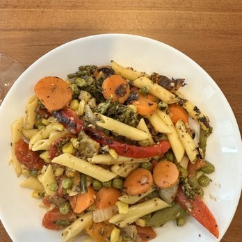 Blue Dog Bistro - Pasta primavera - Coffee & Tea Near Me - Gulfport, Mississippi