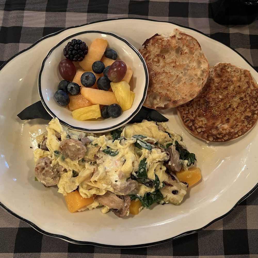Vegetable Scramble With Chicken Sausage