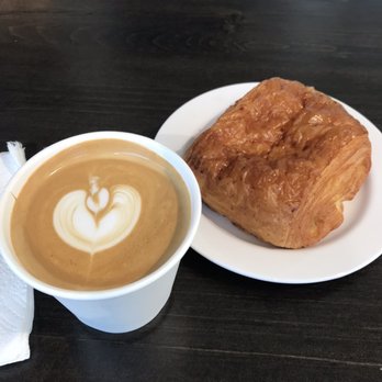 Martin Espresso Bar - a croissant and a cup of coffee - Coffee & Tea Near Me - Toronto, Ontario Martin Espresso Bar - a croissant and a cup of coffee - Coffee & Tea Near Me - Toronto, Ontario