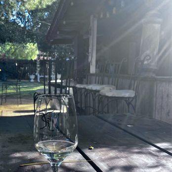 Big Nose Winery - Wine Tasting Room Near Me - Temecula, California