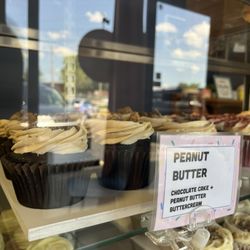 The Urban Cup - Peanut Butter Cupcakes