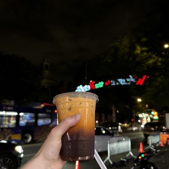 Suross Thai Bistro - Thai Iced Tea with Milk - Thai Near Me - New York, New York Suross Thai Bistro - Thai Iced Tea with Milk - Thai Near Me - New York, New York