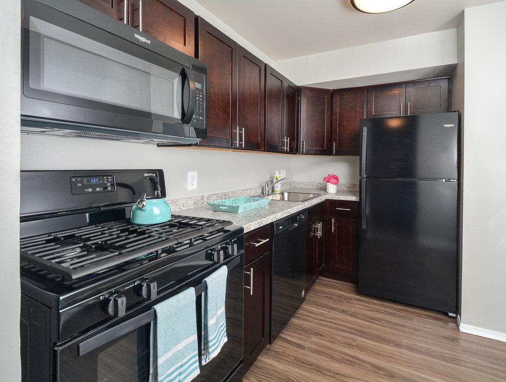 THE LOCKWOOD Updated July 2024 Request Information 13 Photos