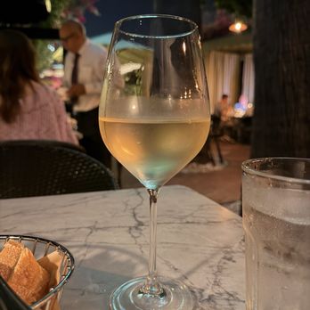 Ca Del Sole - Sauv blanc - Italian Near Me - Toluca Lake, California Ca Del Sole - Sauv blanc - Italian Near Me - Toluca Lake, California