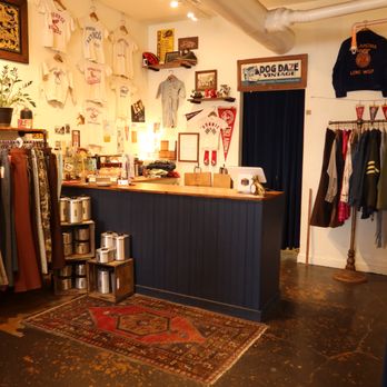 Dog Daze Vintage - Checkout counter - Used, Vintage & Consignment Near Me - Oklahoma City, Oklahoma Dog Daze Vintage - Checkout counter - Used, Vintage & Consignment Near Me - Oklahoma City, Oklahoma