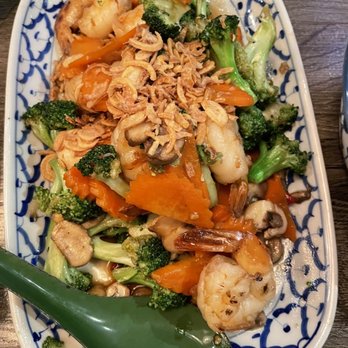 Der Krung - SPICY SHRIMP BROCCOLI - Thai Near Me - New York, New York