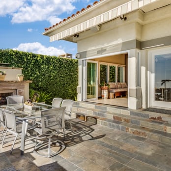 Archer Building Group - patio with fireplace and dining table - General Contractors Near Me - Redondo Beach, California