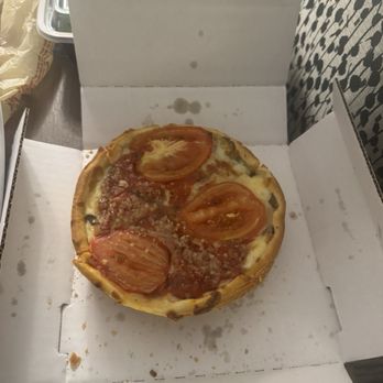 Giordano's - Individual 6" - Deep Dish - Pizza Near Me - Schaumburg, Illinois