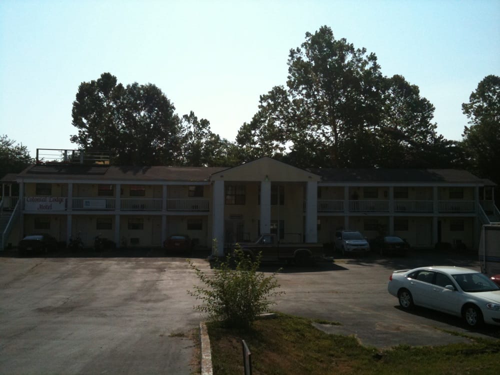 COLONIAL LODGE MOTEL 311 Ozark St, Birch Tree, MO Yelp