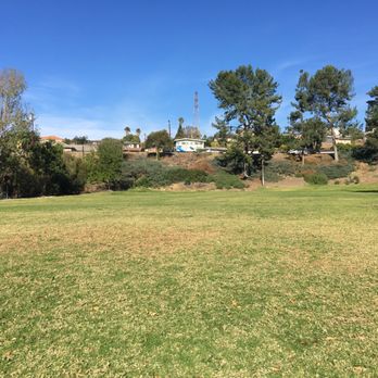 Sunnyslopes Park - Spacious open grass area on a hill to walk your dog or have a picnic. - Parks Near Me - Monterey Park, California Sunnyslopes Park - Spacious open grass area on a hill to walk your dog or have a picnic. - Parks Near Me - Monterey Park, California