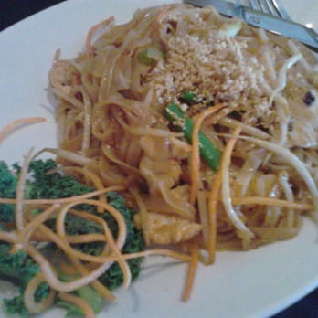 Big Thai - Chicken Pad Thai - Thai Near Me - Wilmington, North Carolina