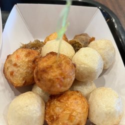 Tea Town - Streetfood platter - the fishballs are the best (you can order it separately)