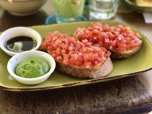 Vivo Palm Cove by null