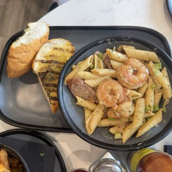 Seawitch - Shrimp pasta that had zero flavor, salt and pepper couldn't even make it taste better so disappointed - Seafood Near Me - New Orleans, Louisiana Seawitch - Shrimp pasta that had zero flavor, salt and pepper couldn't even make it taste better so disappointed - Seafood Near Me - New Orleans, Louisiana