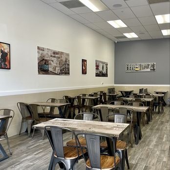 Grand Cafe - Spacious seating area - Cafes Near Me - Richmond, California Grand Cafe - Spacious seating area - Cafes Near Me - Richmond, California