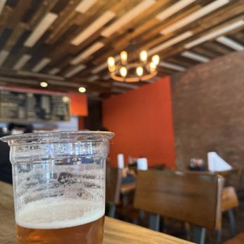 Hudson Smokehouse - Crazy tap system that fills the cup from the bottom for perfect pours each time - Barbeque Near Me - Bronx, New York Hudson Smokehouse - Crazy tap system that fills the cup from the bottom for perfect pours each time - Barbeque Near Me - Bronx, New York